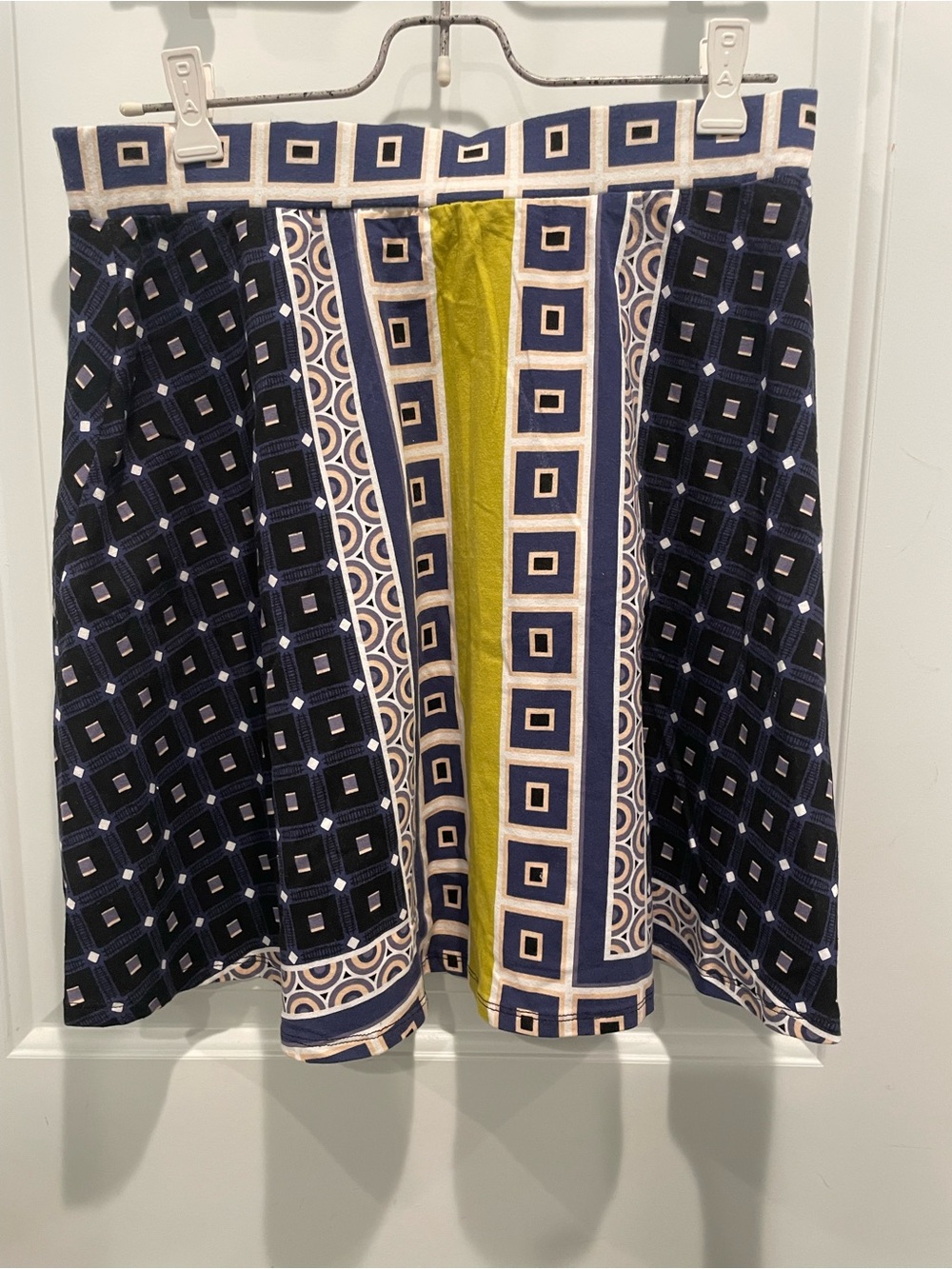 Woven Geometric A-Line Skirt in Navy and Olive
